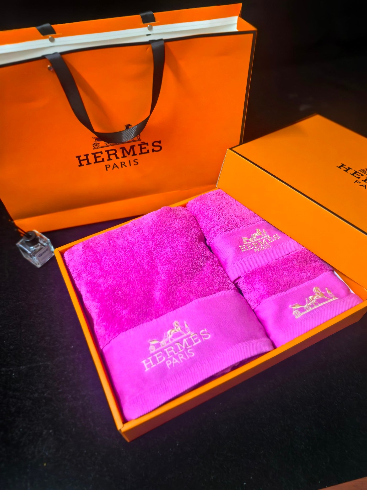 HERMES BATH TOWEL SET