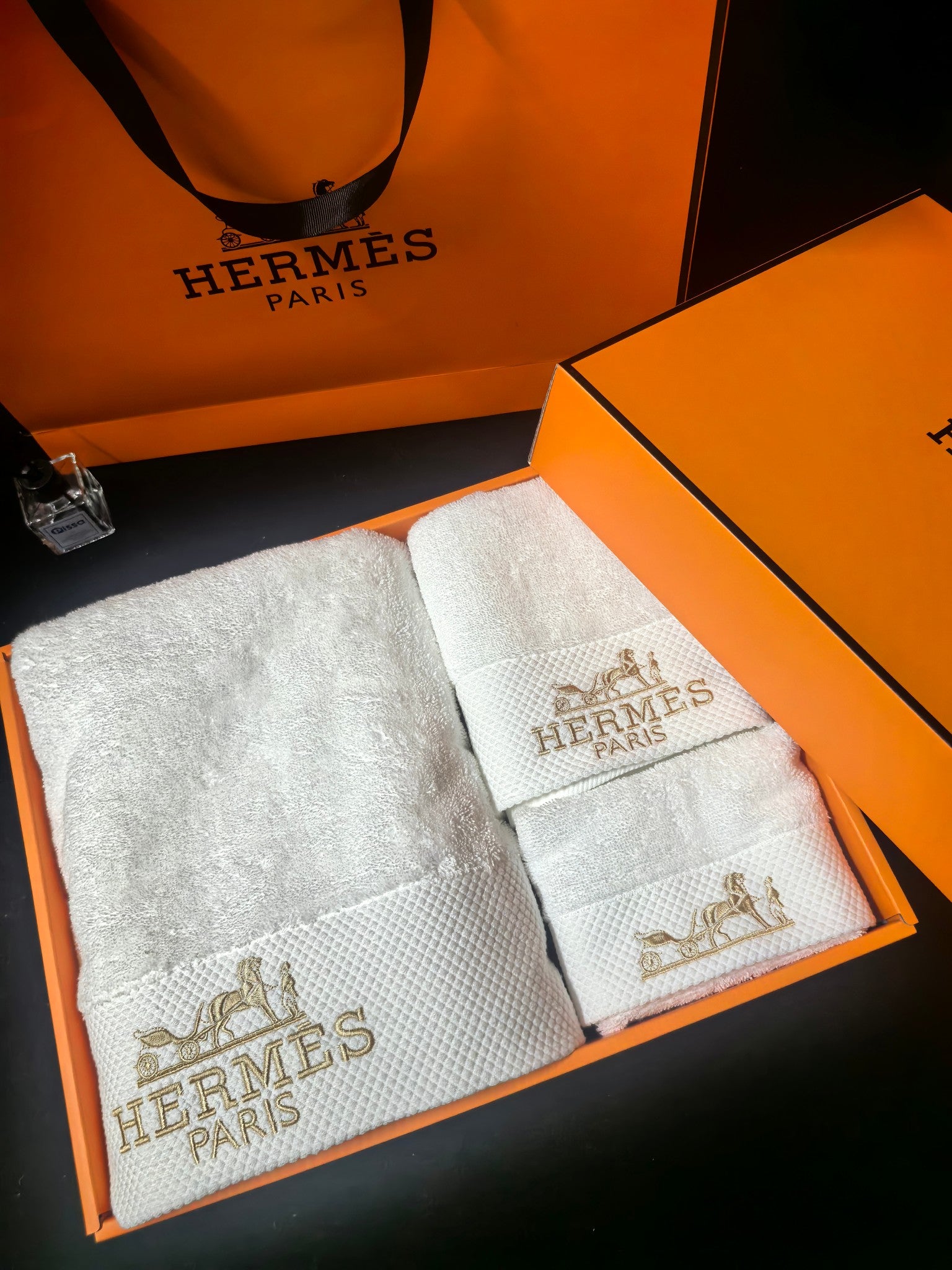 HERMES BATH TOWEL SET