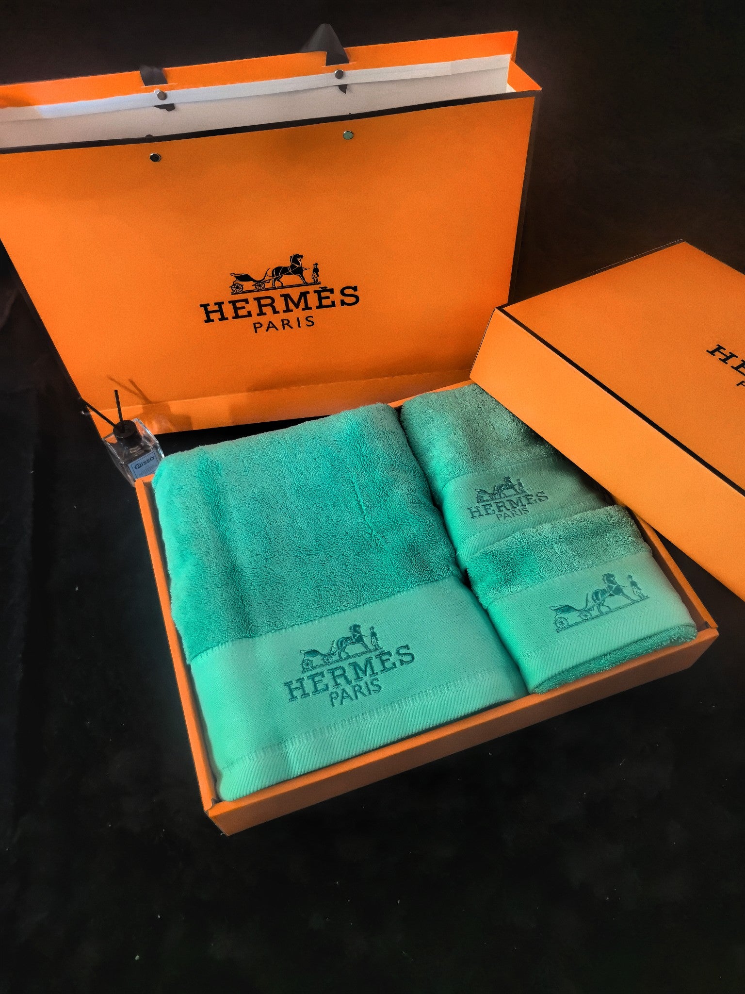 HERMES BATH TOWEL SET