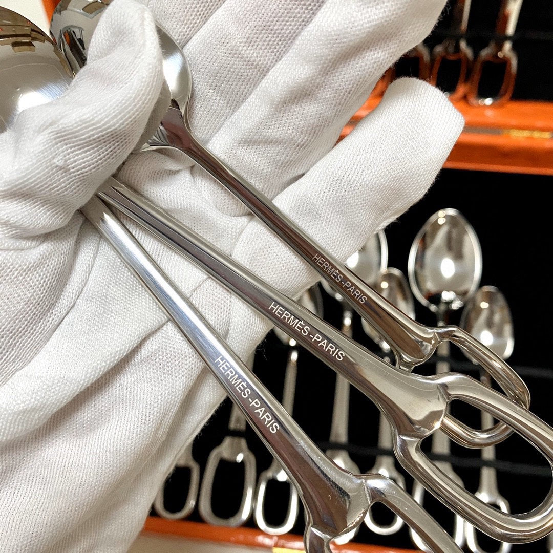 CUSTOM HERMES CUTLERY SET 2.0