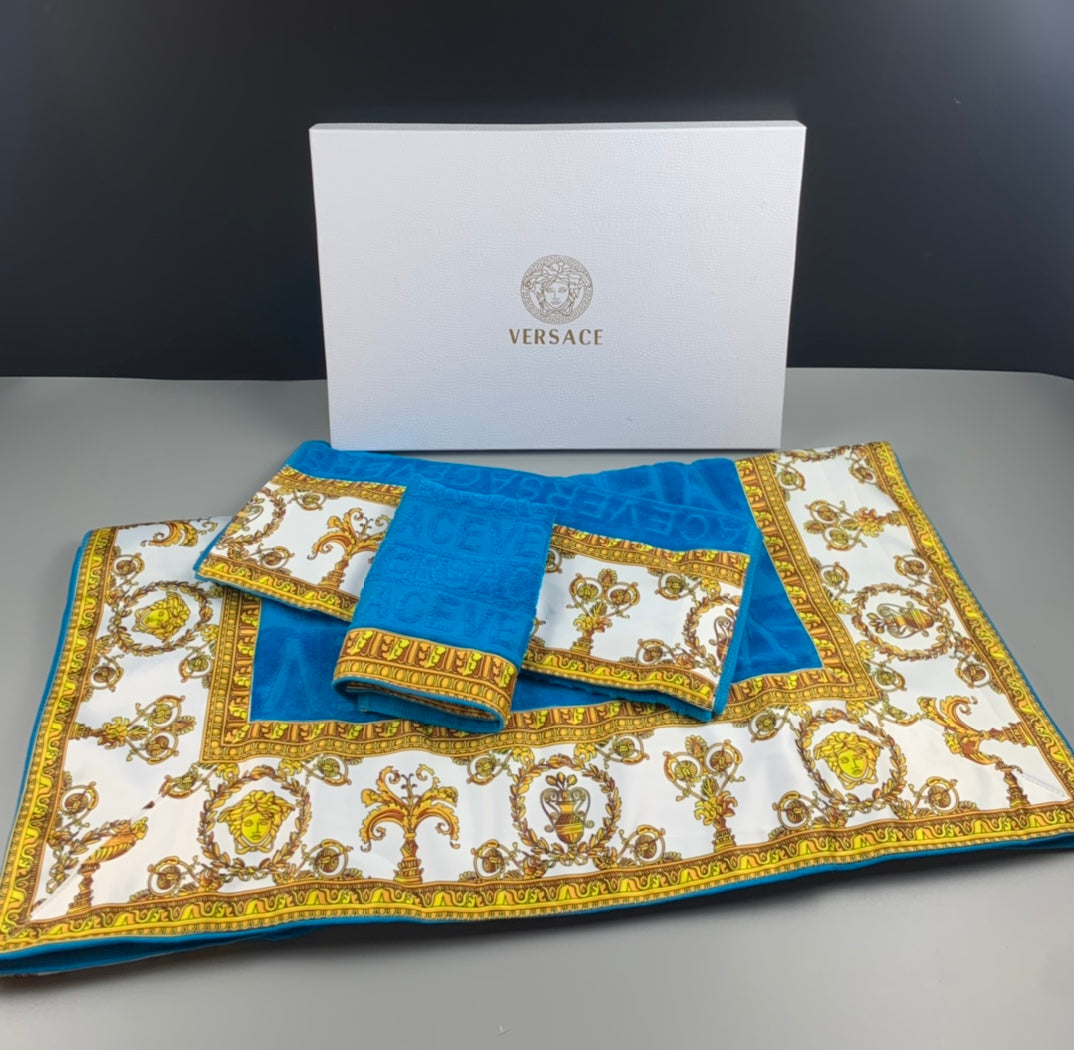 VERSACE BATH TOWEL SET