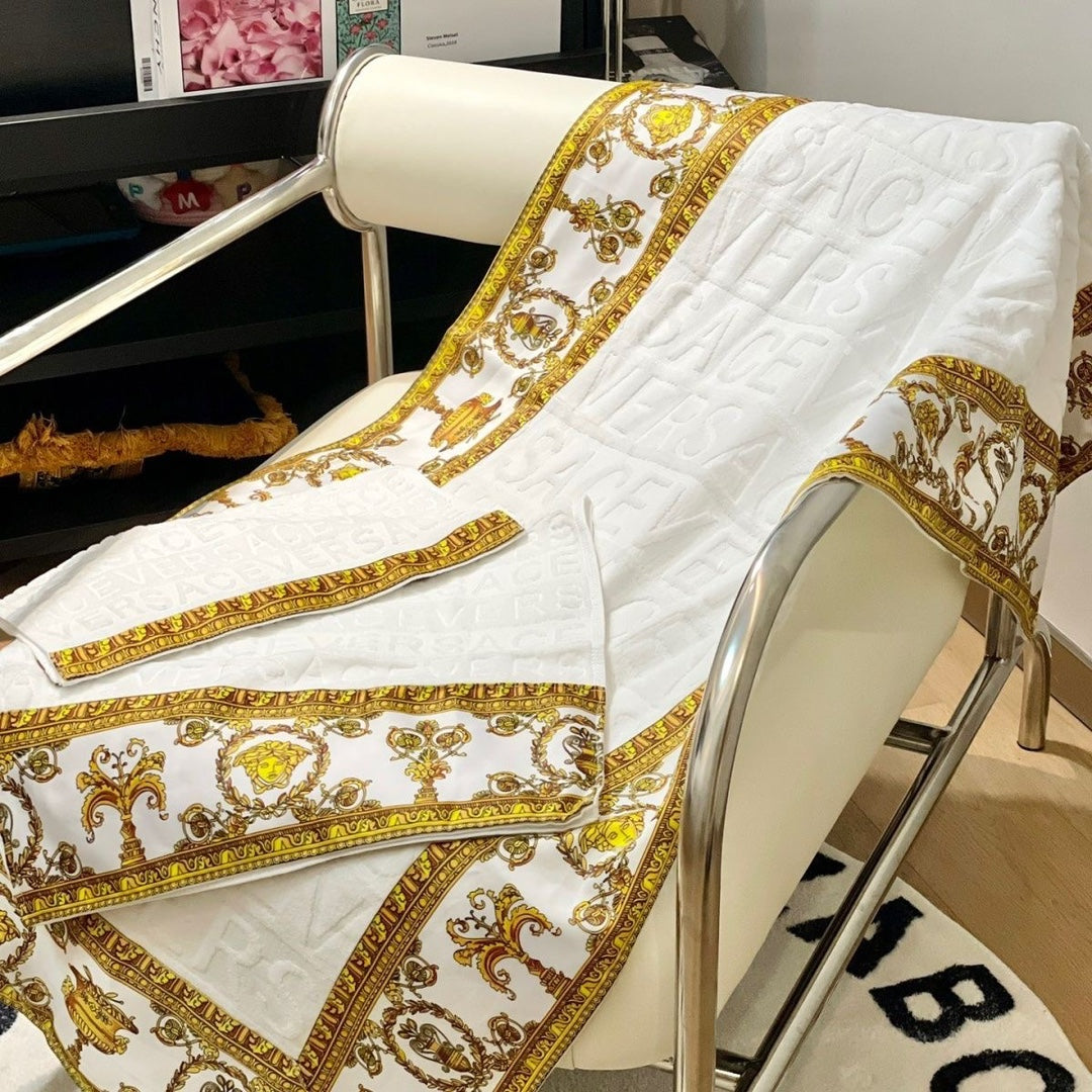 VERSACE BATH TOWEL SET