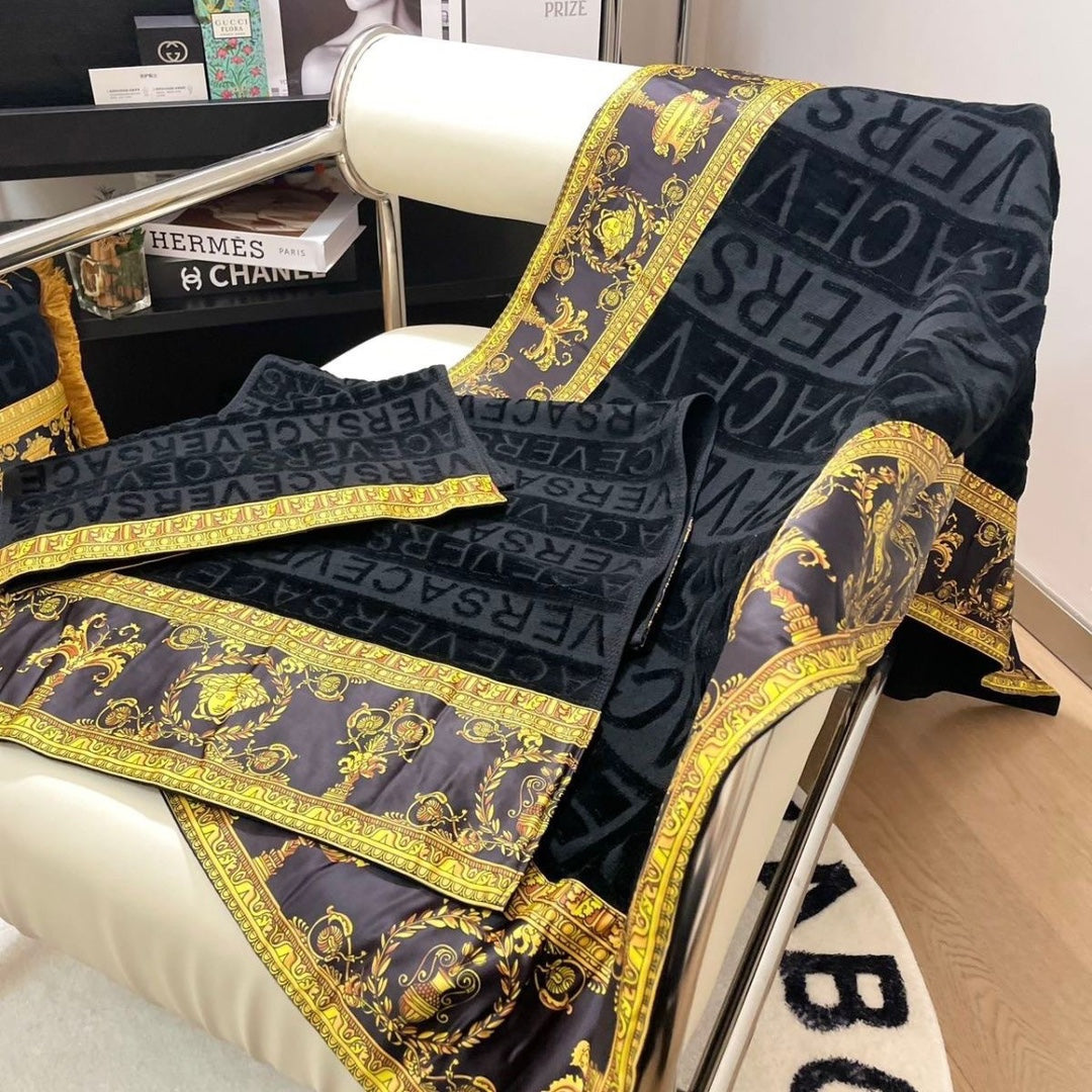 VERSACE BATH TOWEL SET