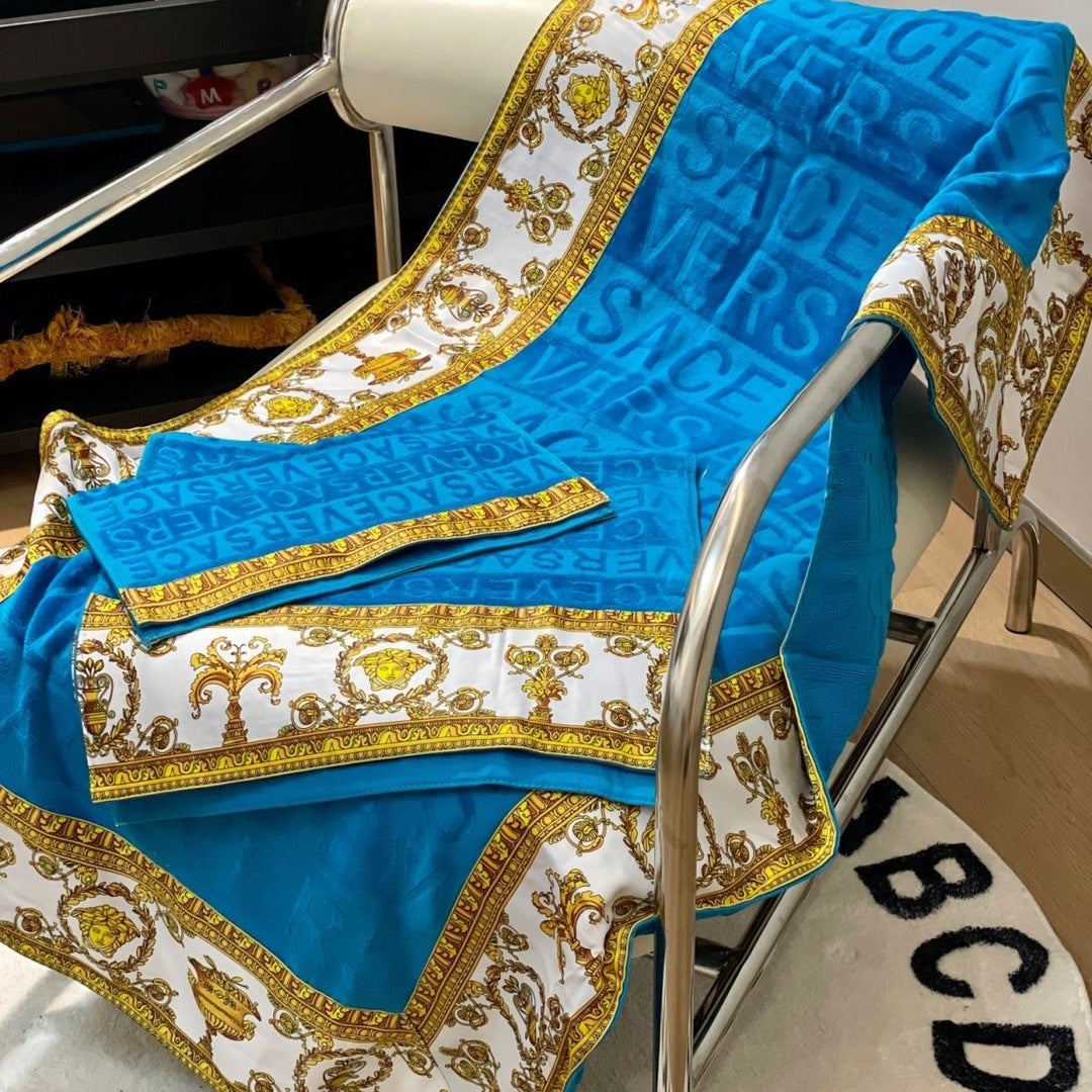 VERSACE BATH TOWEL SET