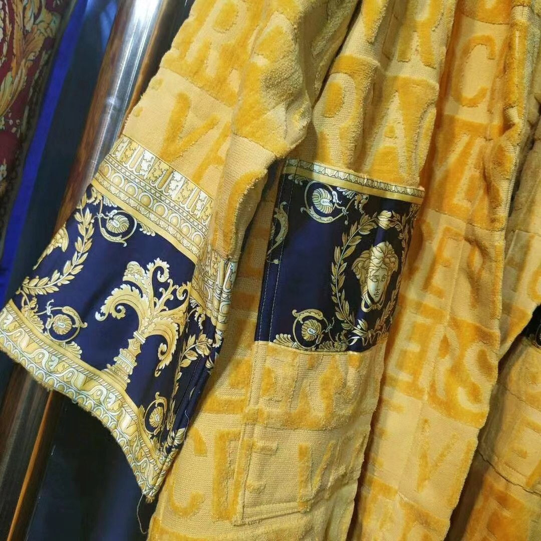 VERSACE BAROQUE BATH ROBE