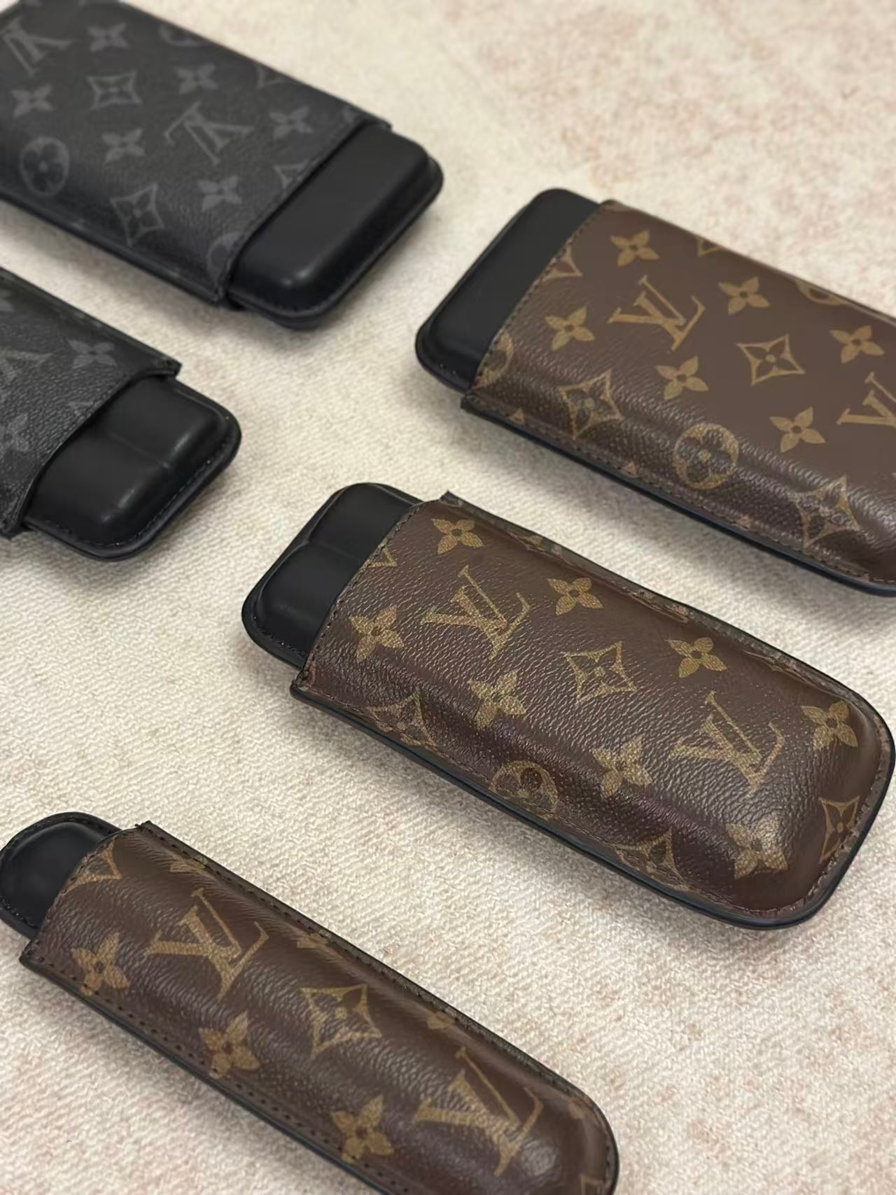 LV CIGAR CASE