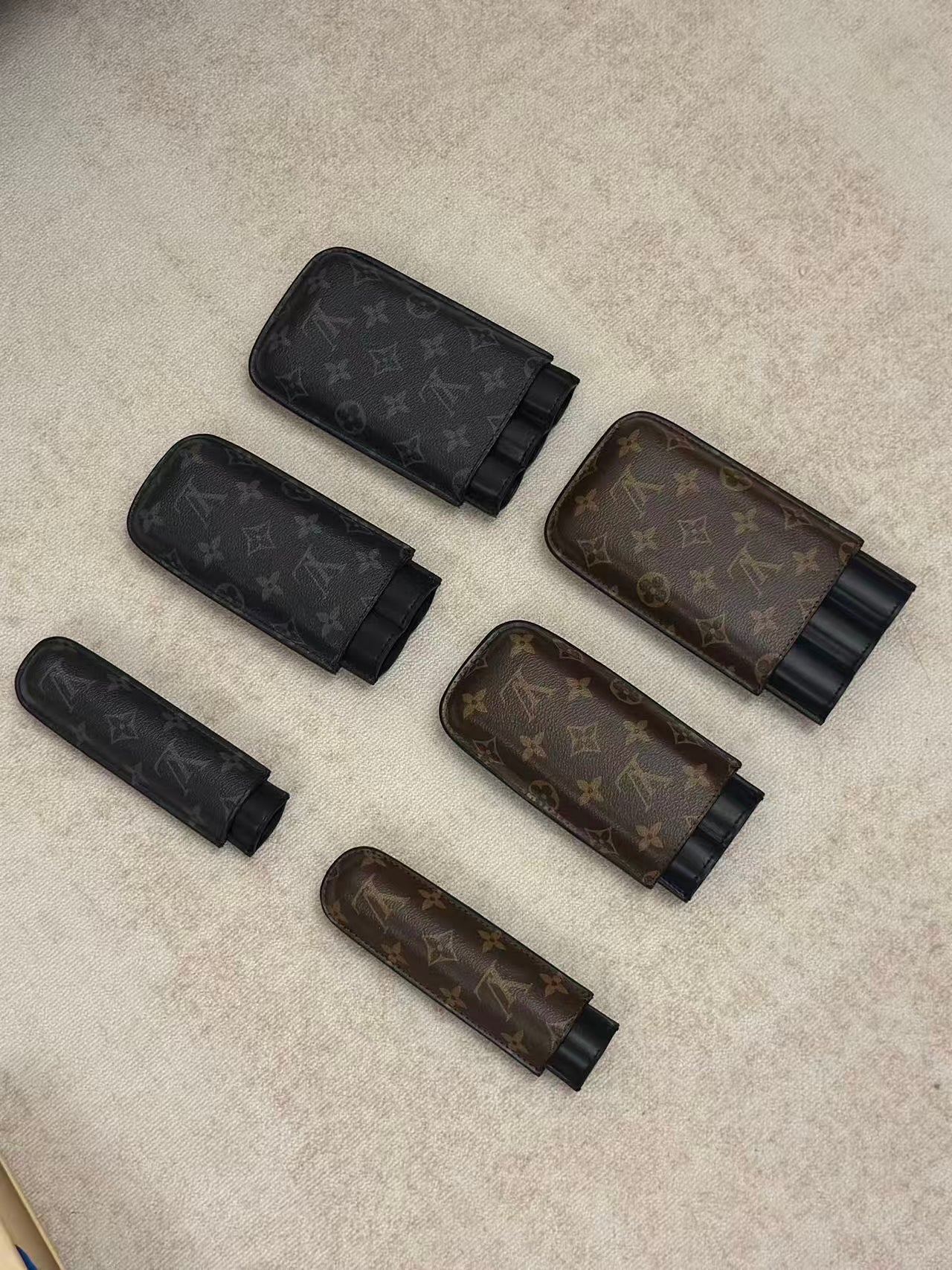 LV CIGAR CASE