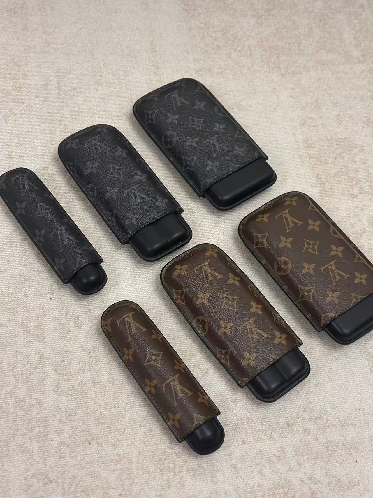 LV CIGAR CASE