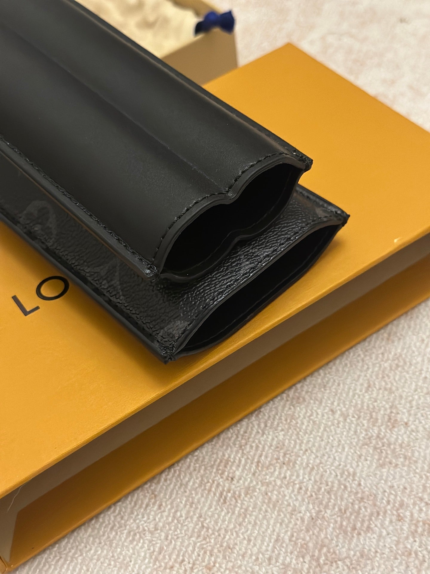 LV CIGAR CASE