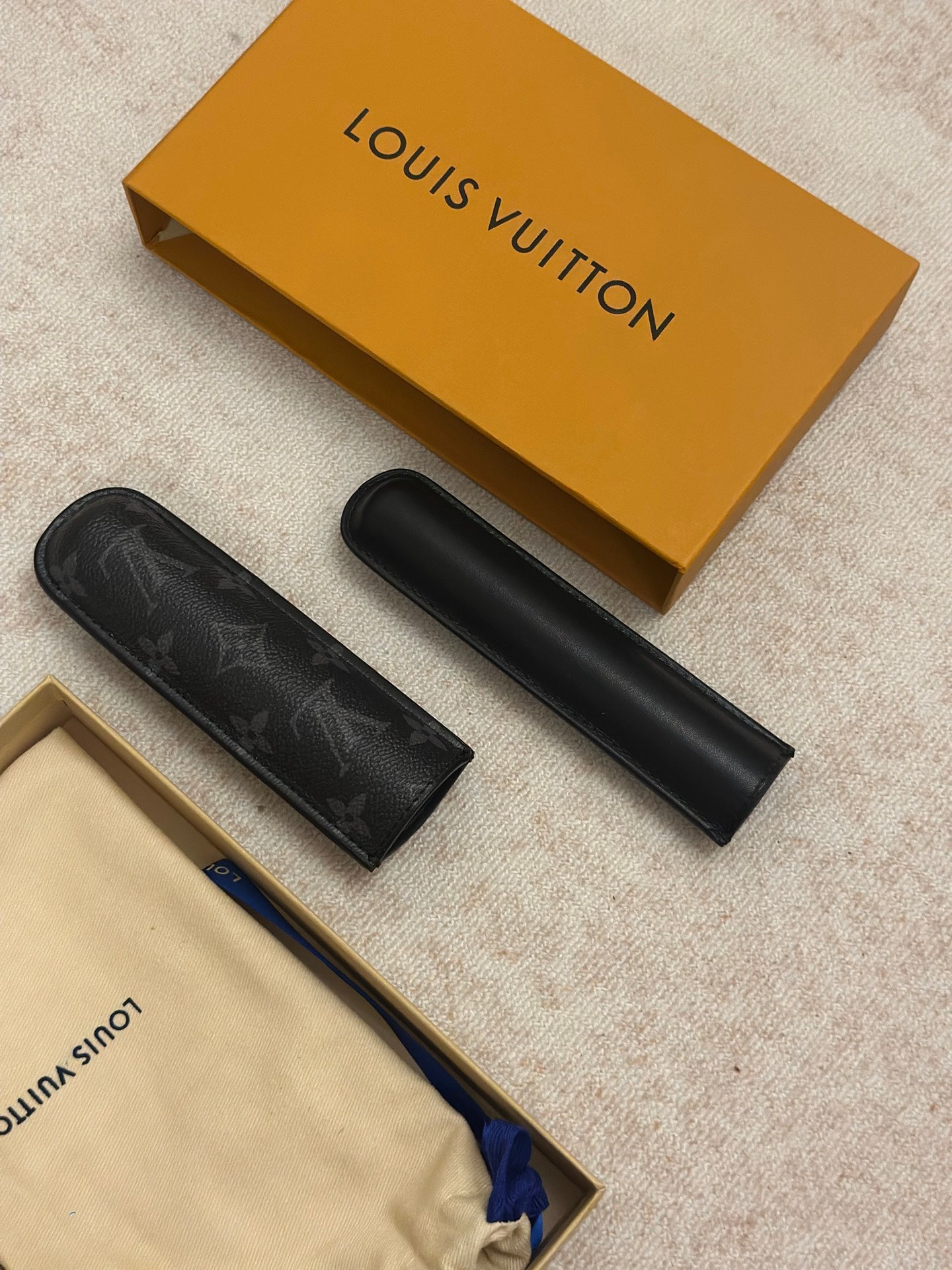 LV CIGAR CASE