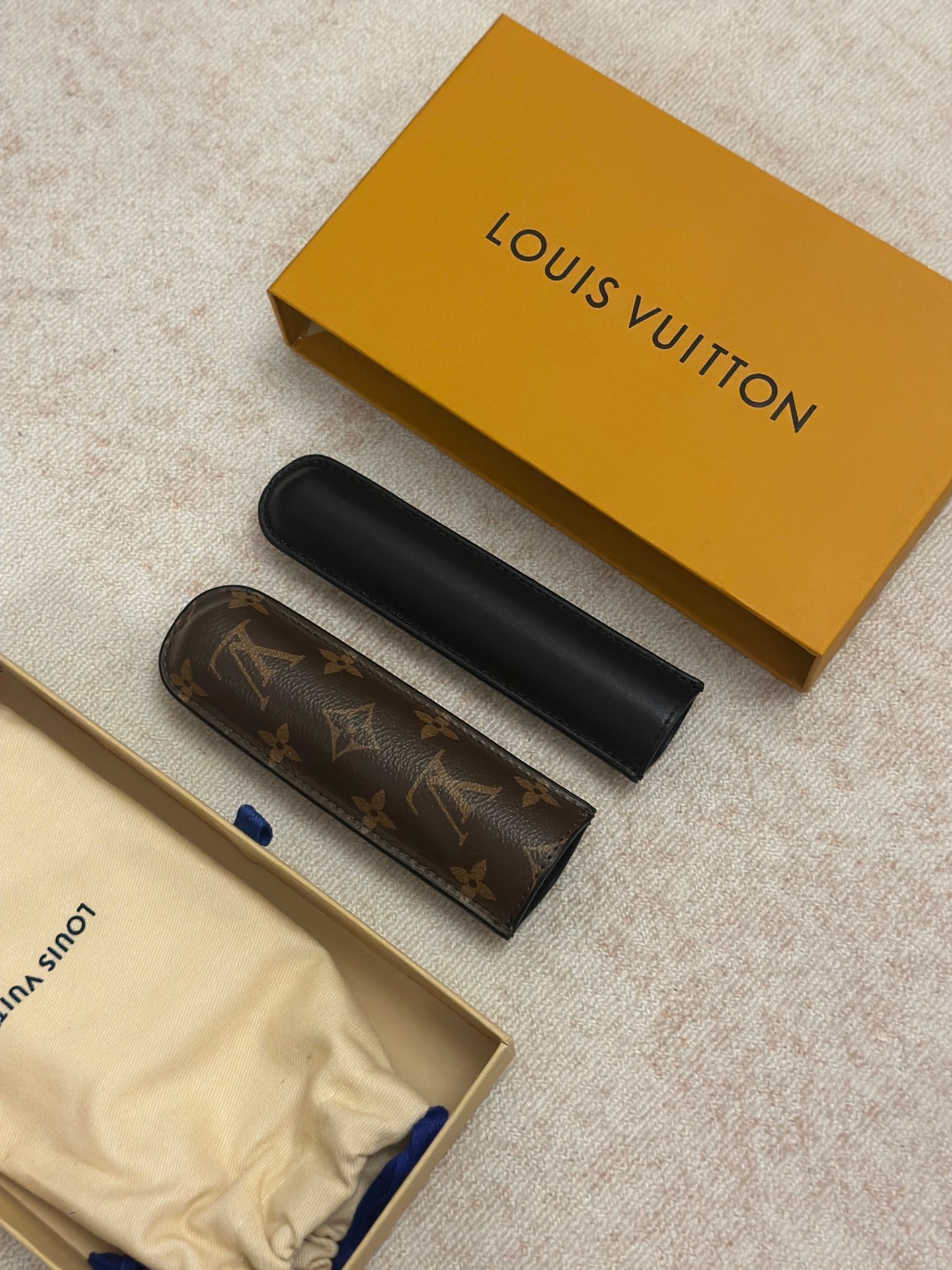 LV CIGAR CASE