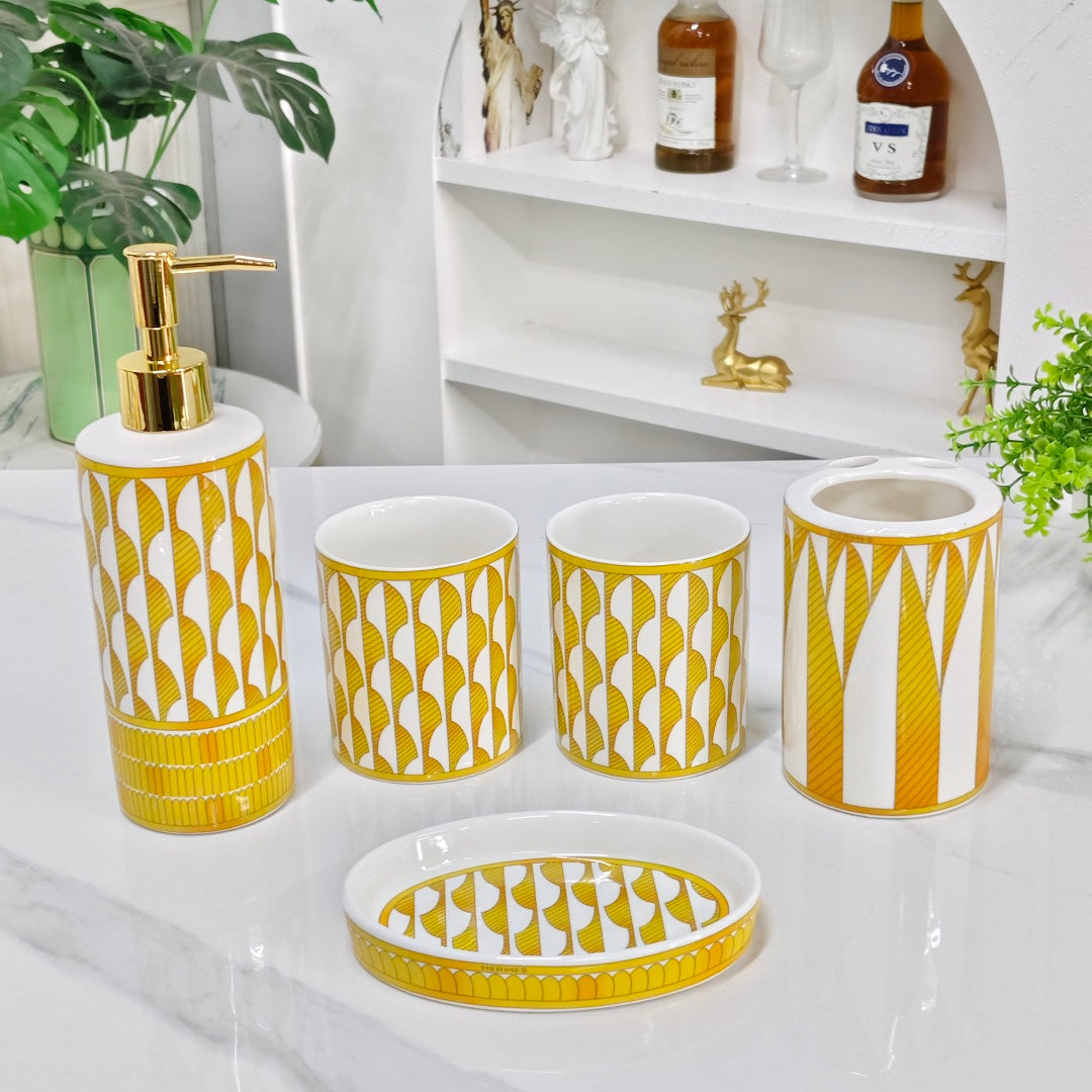HERMES TOILETRIES SET 2.0