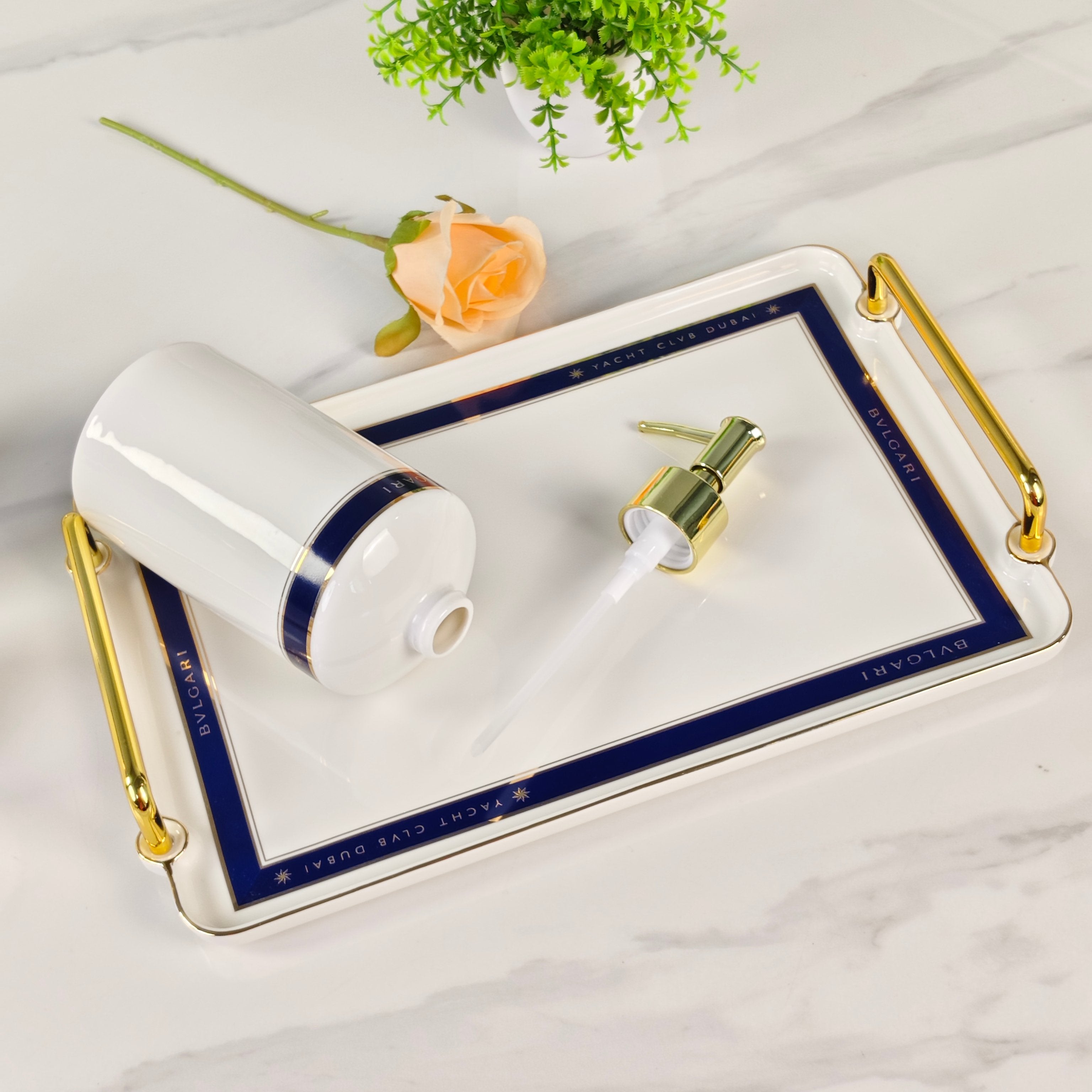 BVLGARI TOILETRIES SET