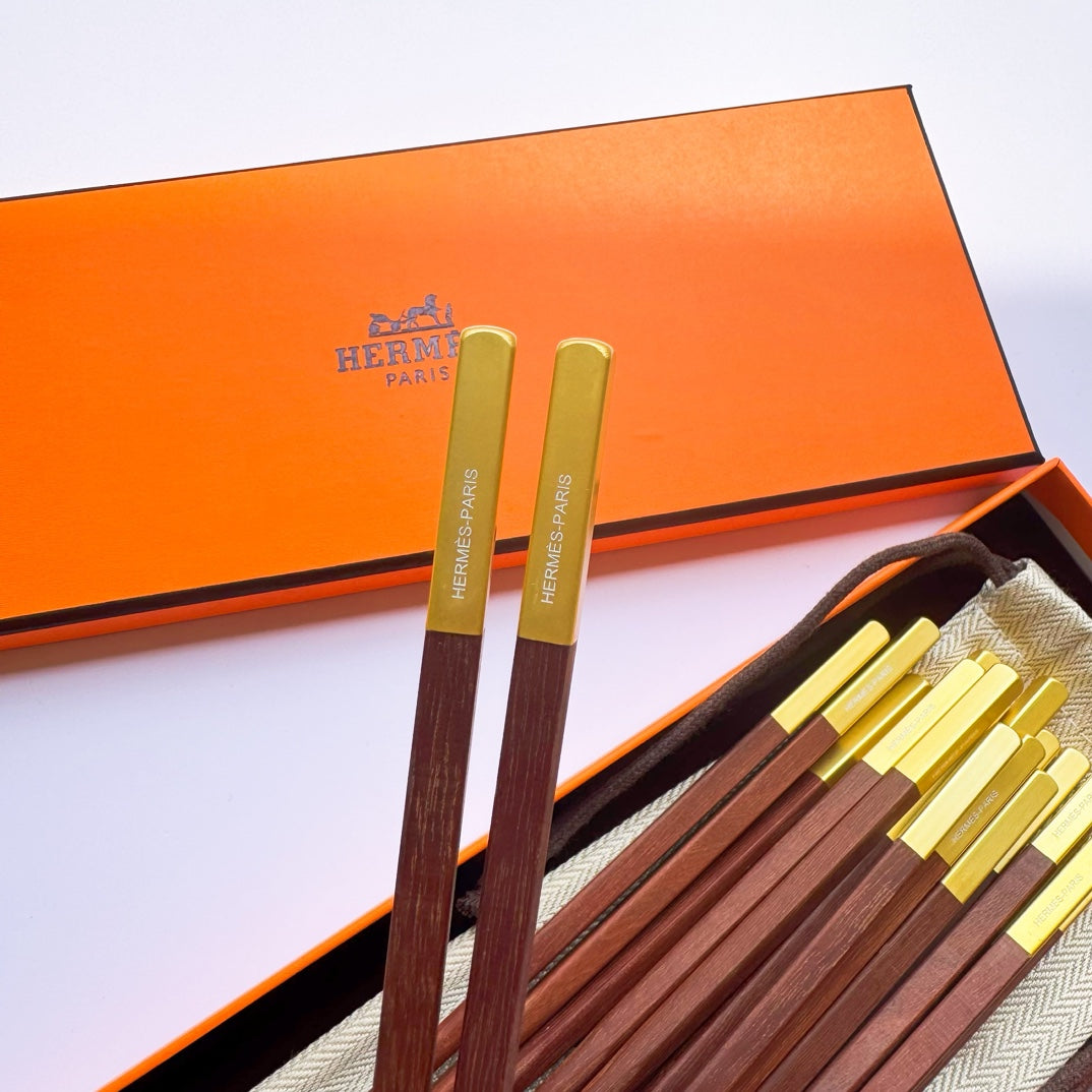 HERMES CHOPSTICKS SET
