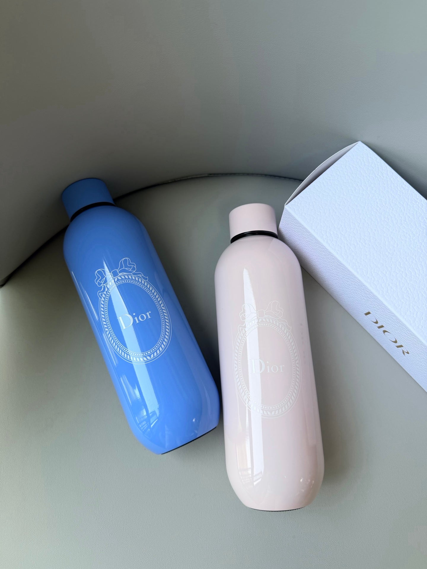CHRISTIAN RIVIERA BOTTLE (BLUE)