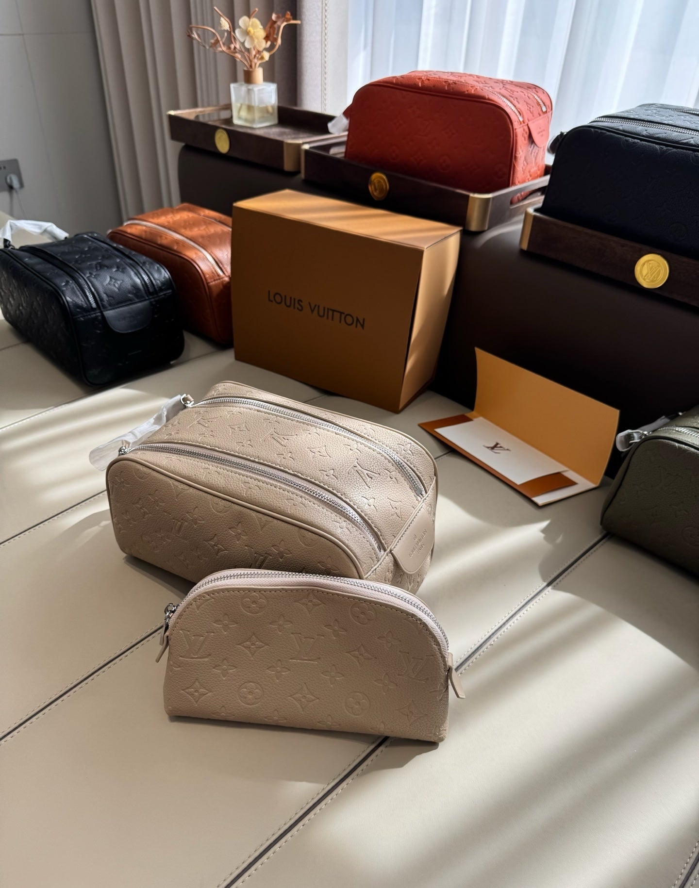 CUSTOM LV VANITY POUCH SET (SHADOW)