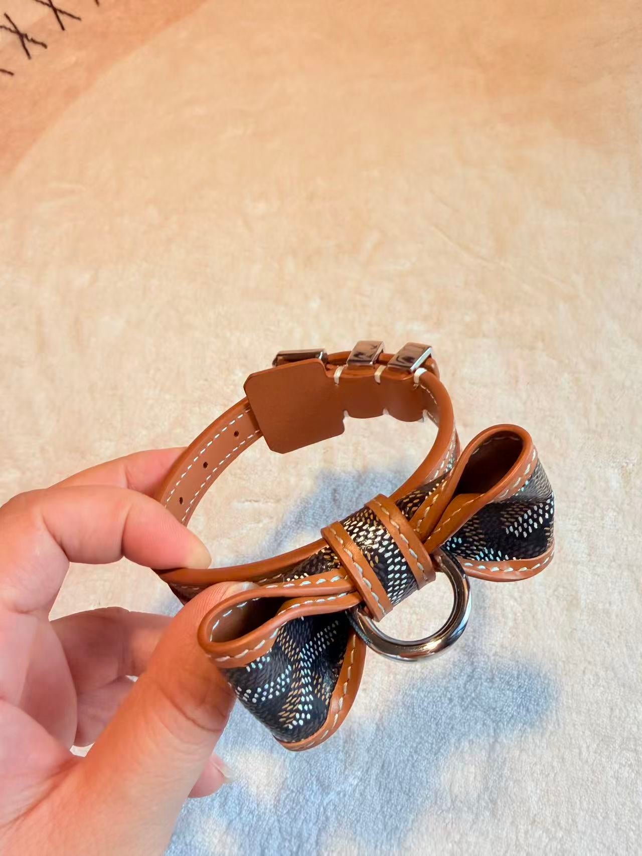 GOYARD DOG COLLAR AND LEASH (BOWTIE)