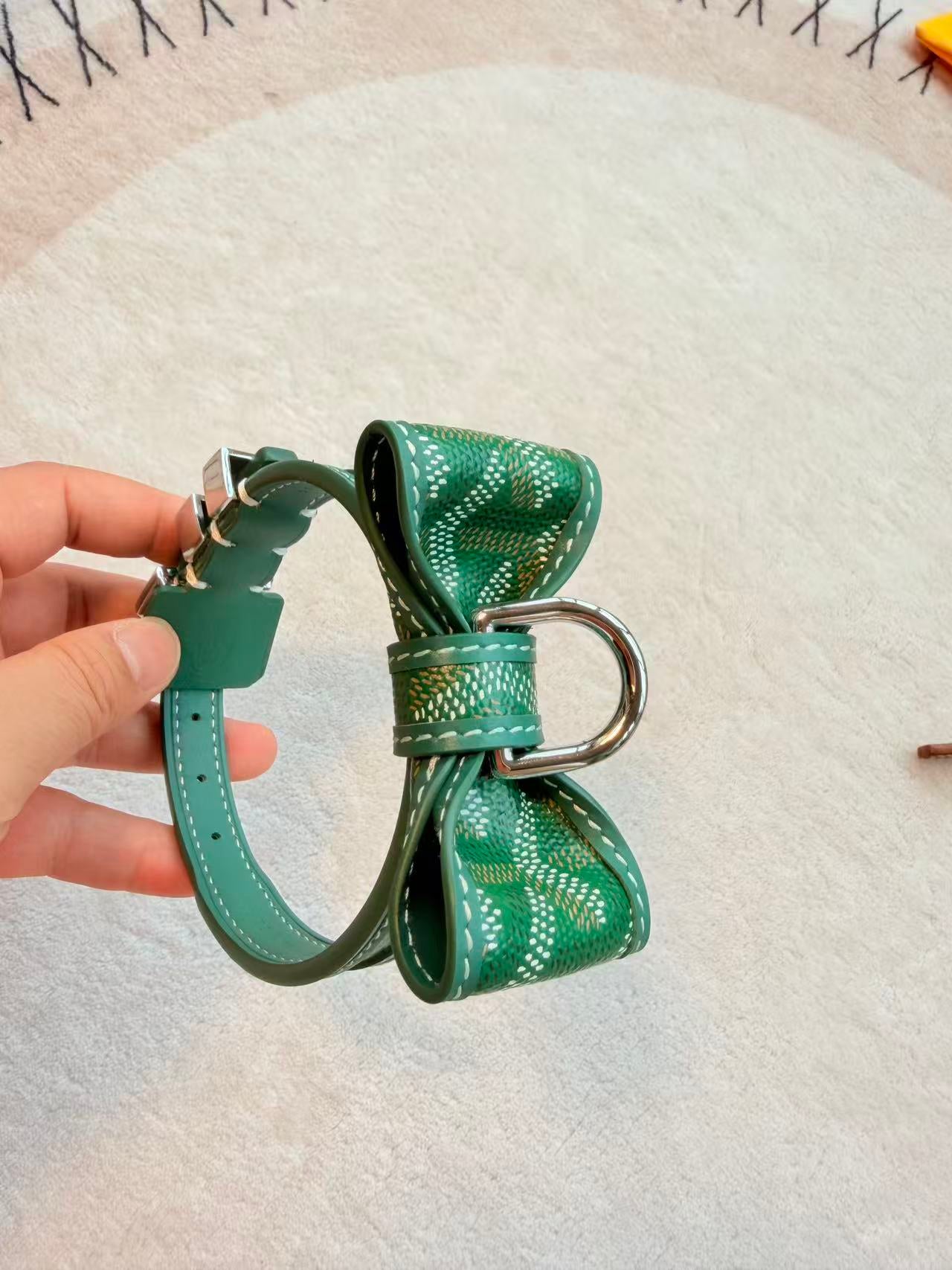 GOYARD DOG COLLAR AND LEASH (BOWTIE)