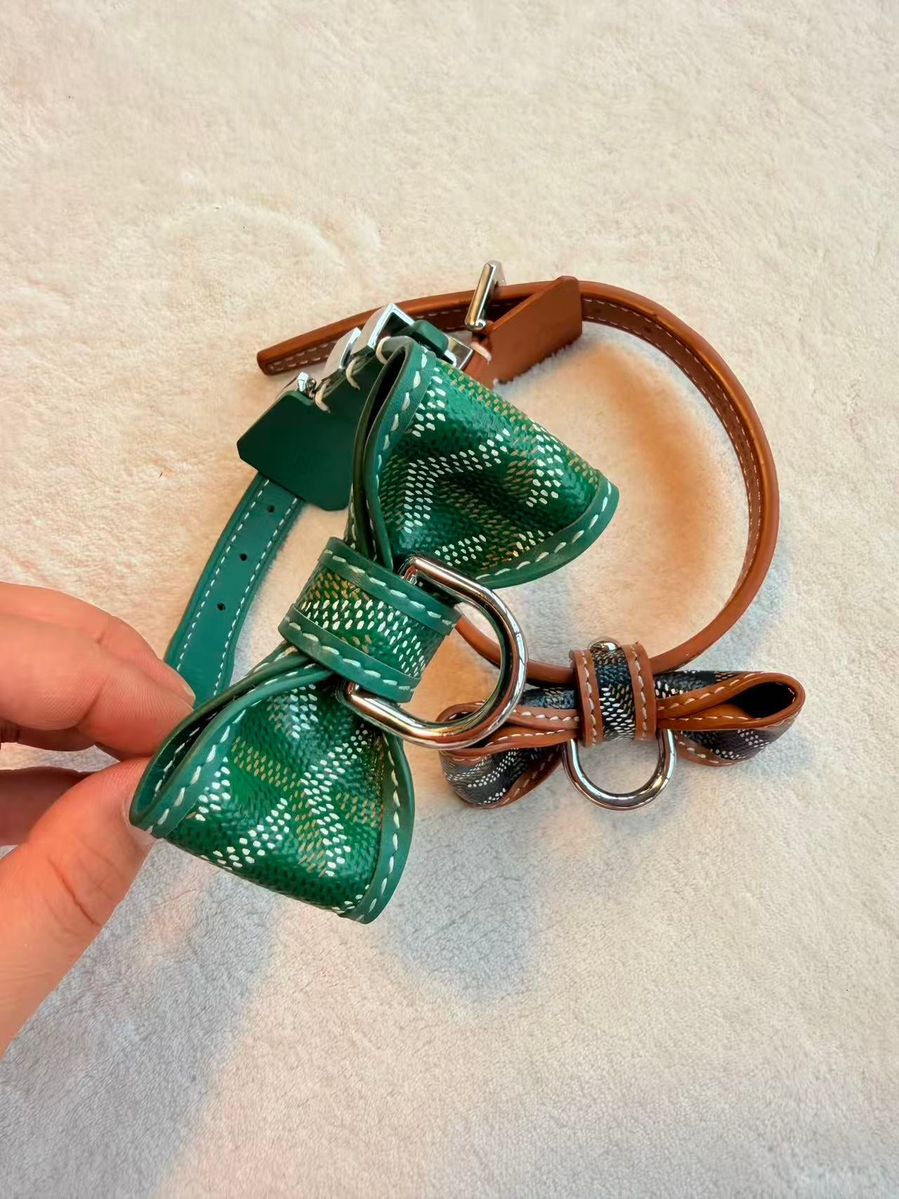 GOYARD DOG COLLAR AND LEASH (BOWTIE)
