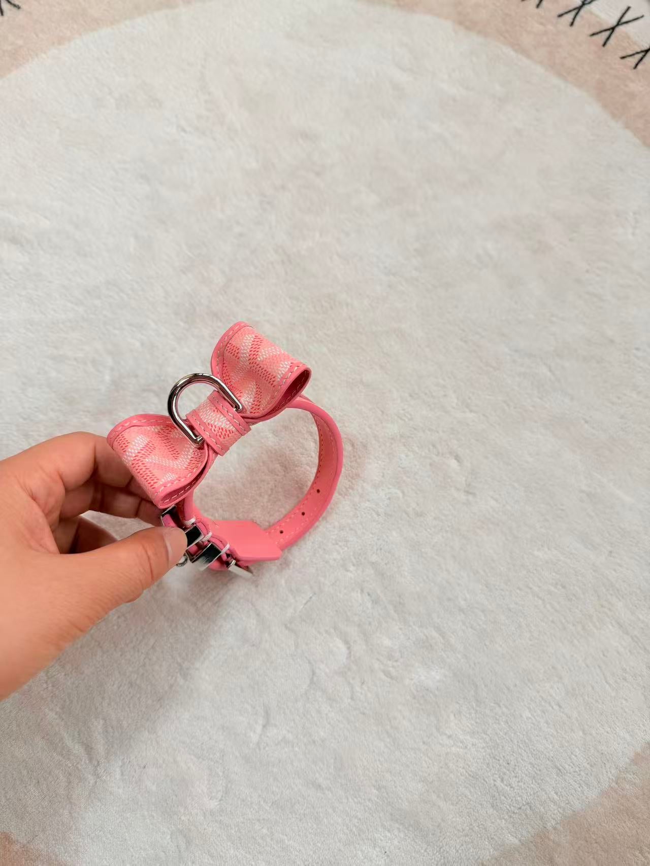 GOYARD DOG COLLAR AND LEASH (BOWTIE)