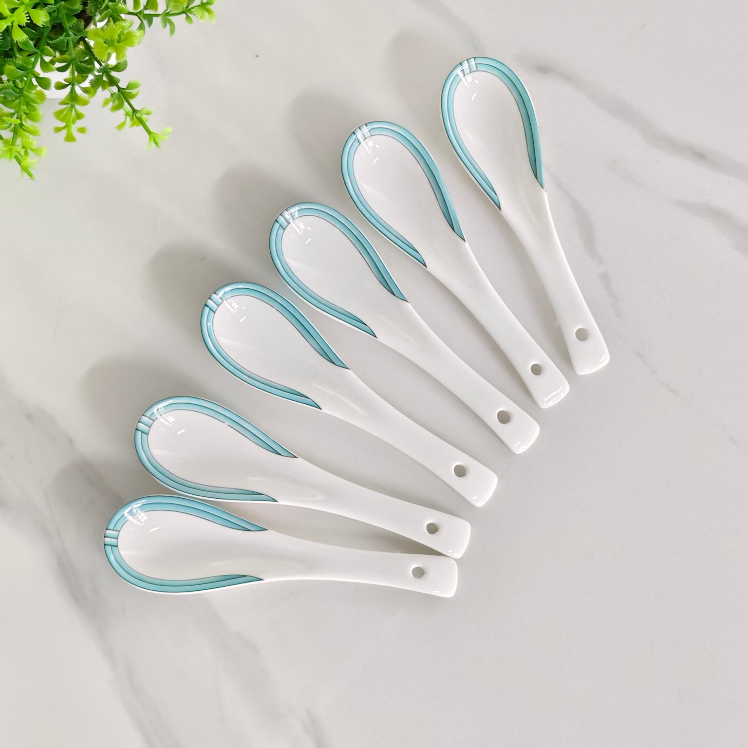 TIFFANY BOWL TABLEWARE SET