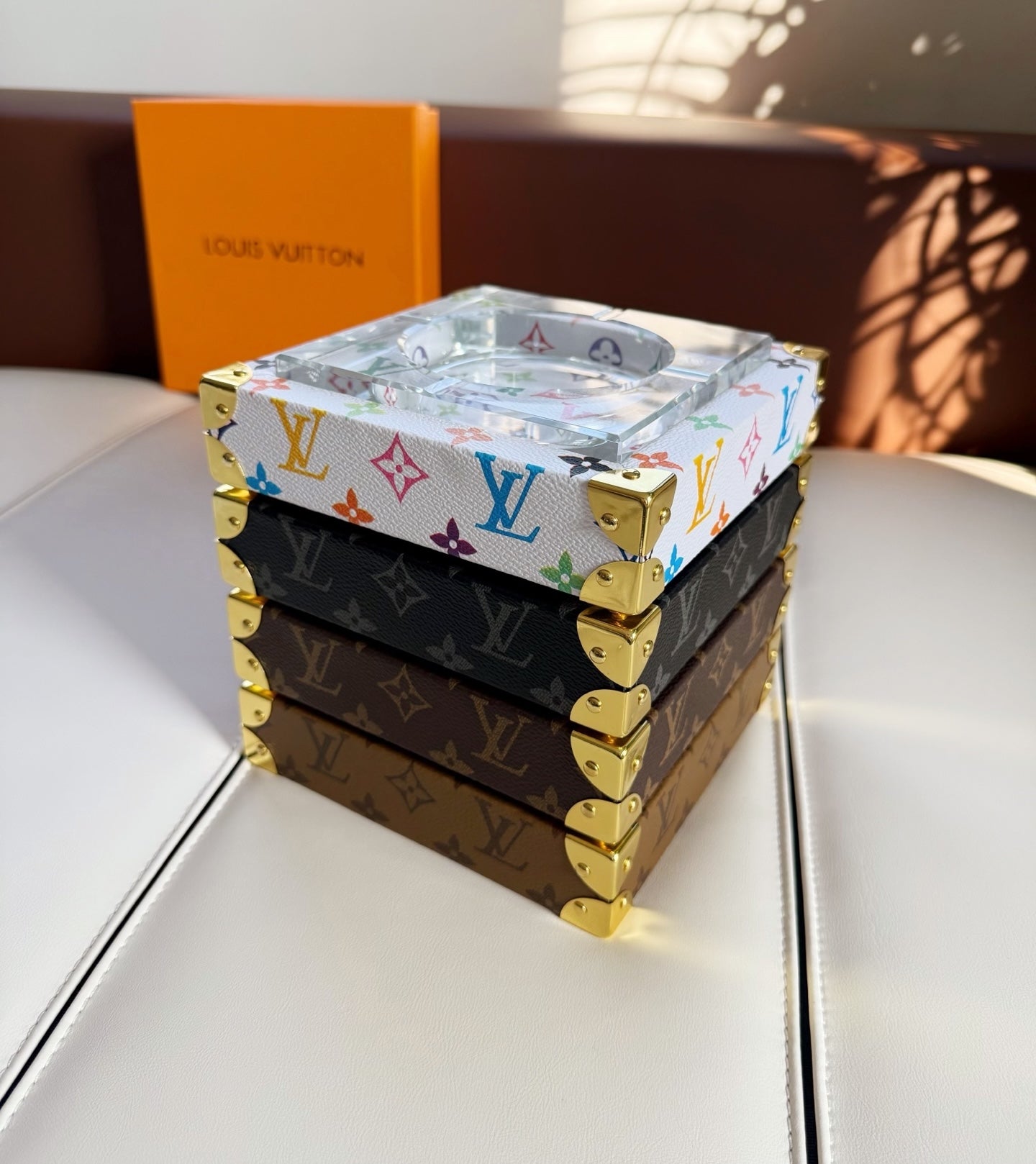CUSTOM LV ASHTRAY 2.0