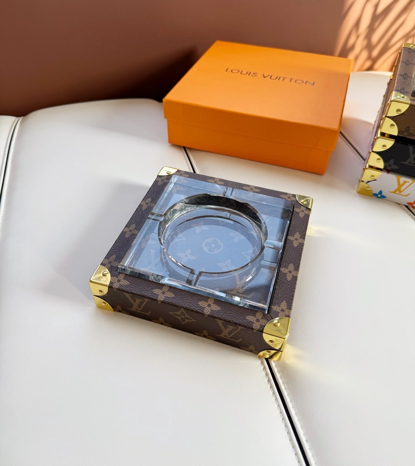 CUSTOM LV ASHTRAY 2.0