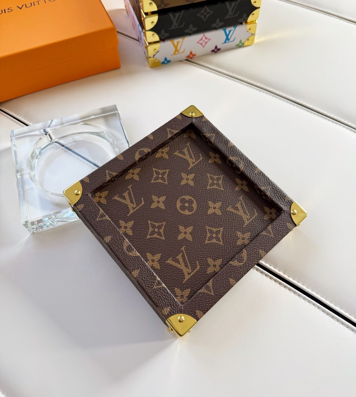 CUSTOM LV ASHTRAY 2.0