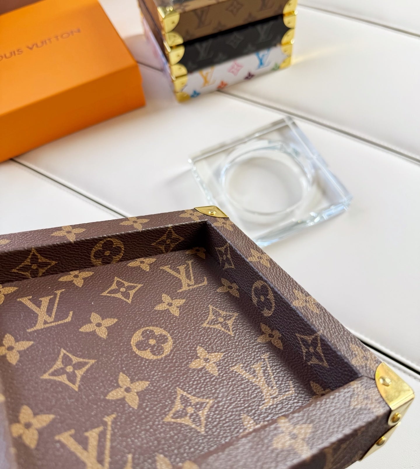 CUSTOM LV ASHTRAY 2.0