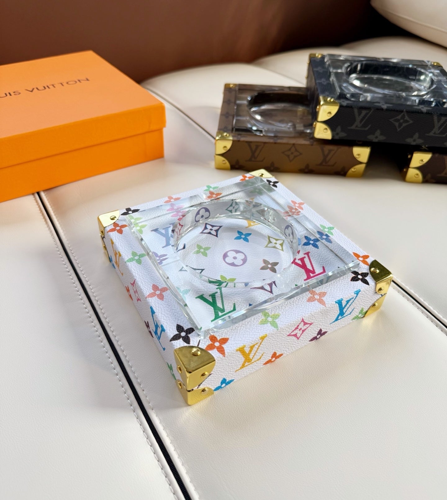 CUSTOM LV ASHTRAY 2.0