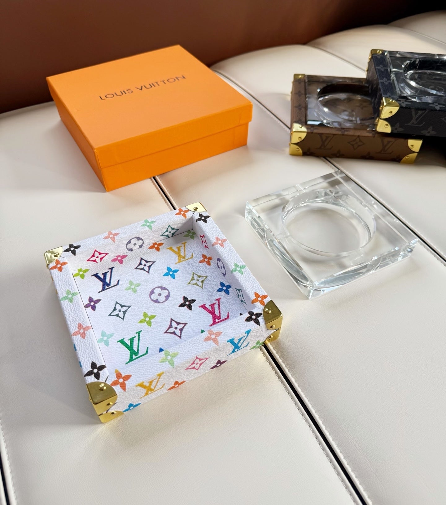 CUSTOM LV ASHTRAY 2.0