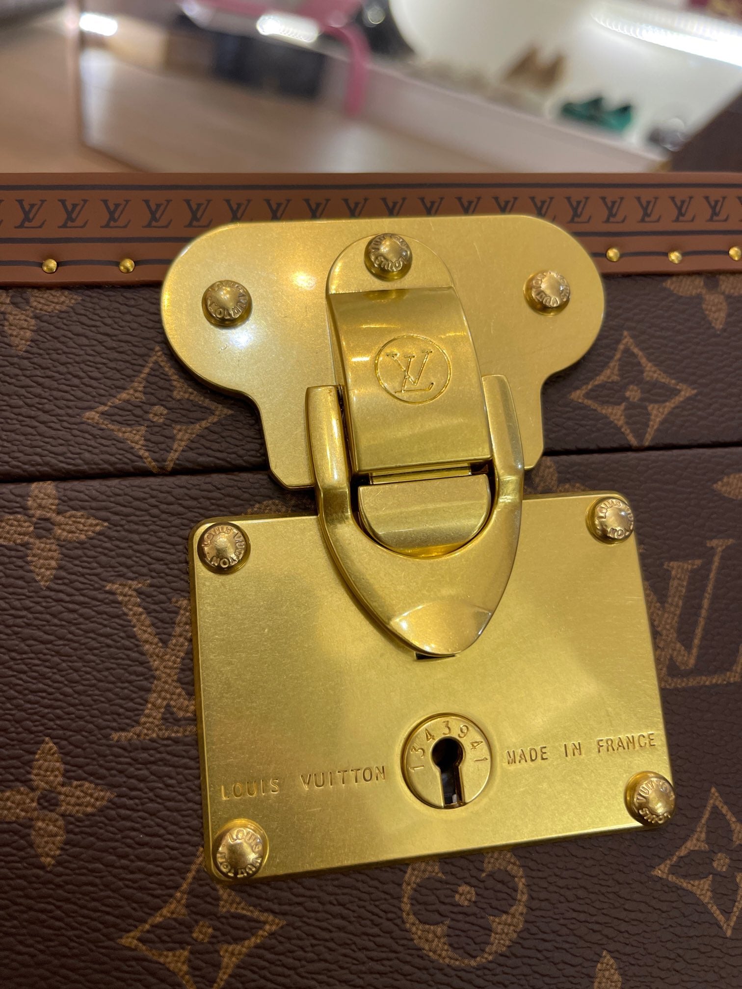CUSTOM LV ACCESSORIES BOX