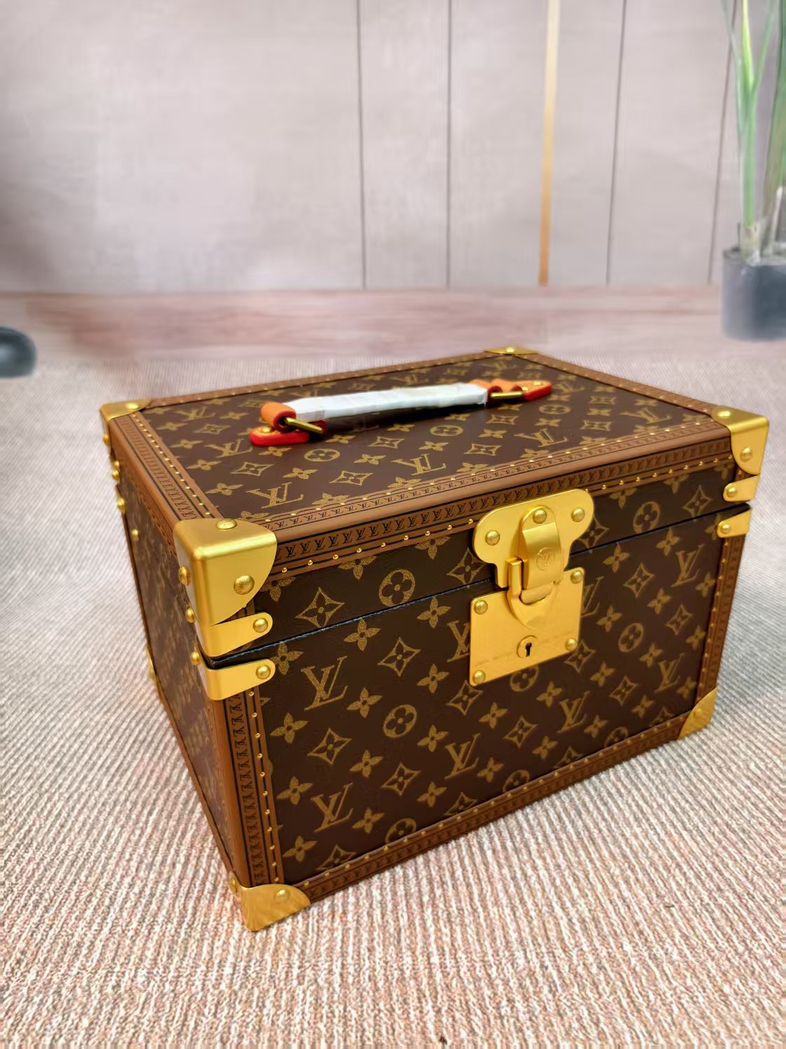 CUSTOM LV ACCESSORIES BOX