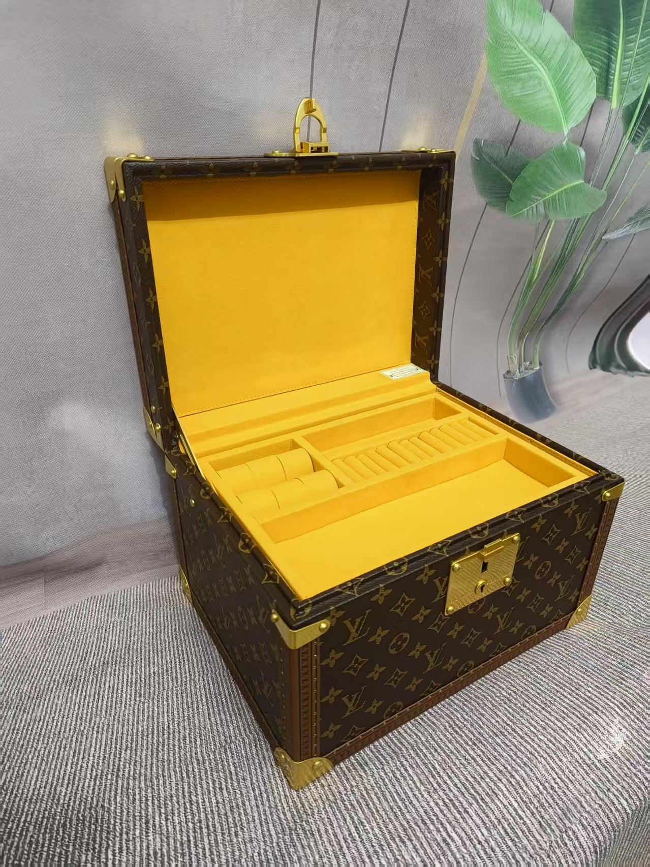 CUSTOM LV ACCESSORIES BOX