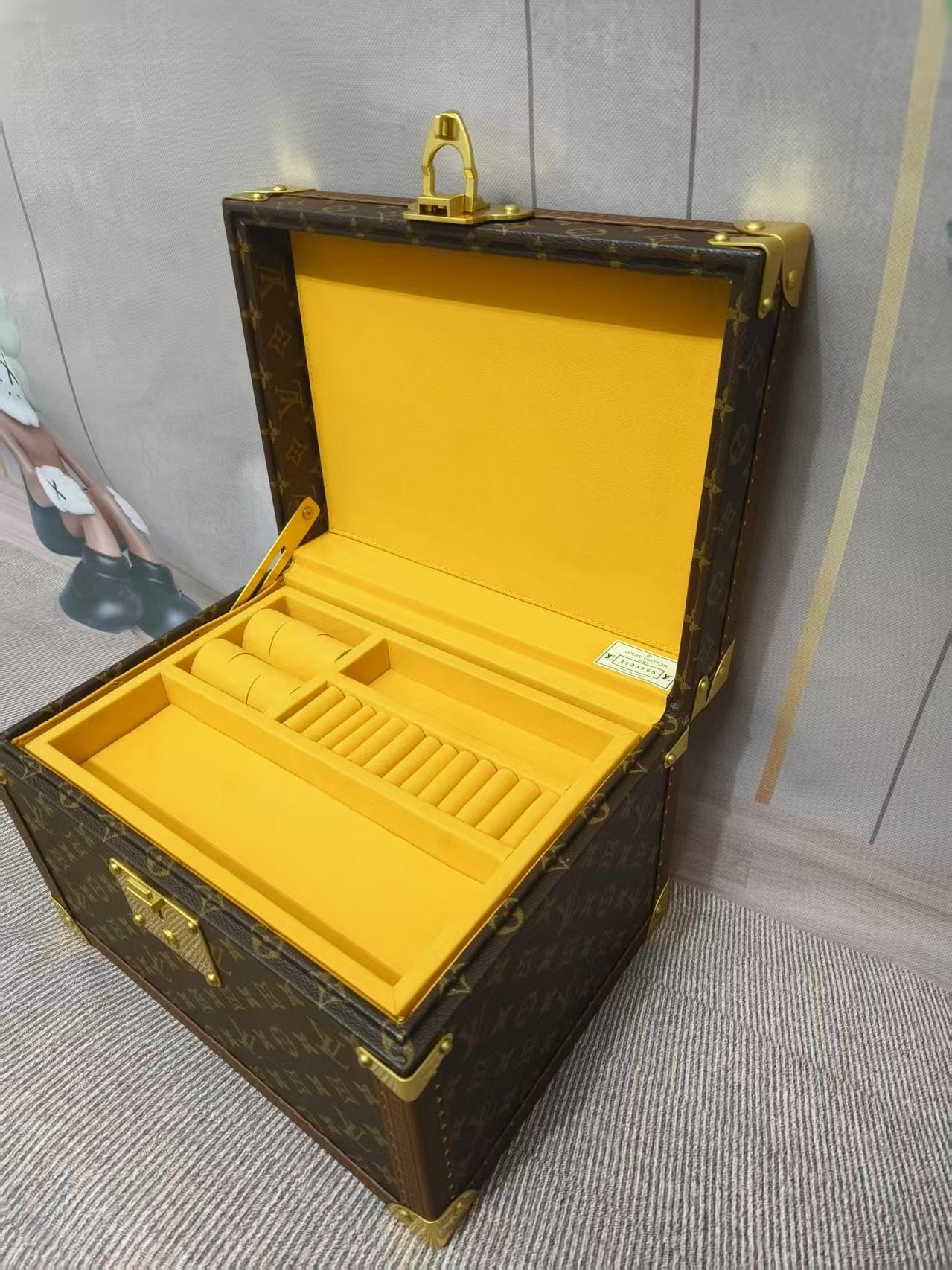 CUSTOM LV ACCESSORIES BOX