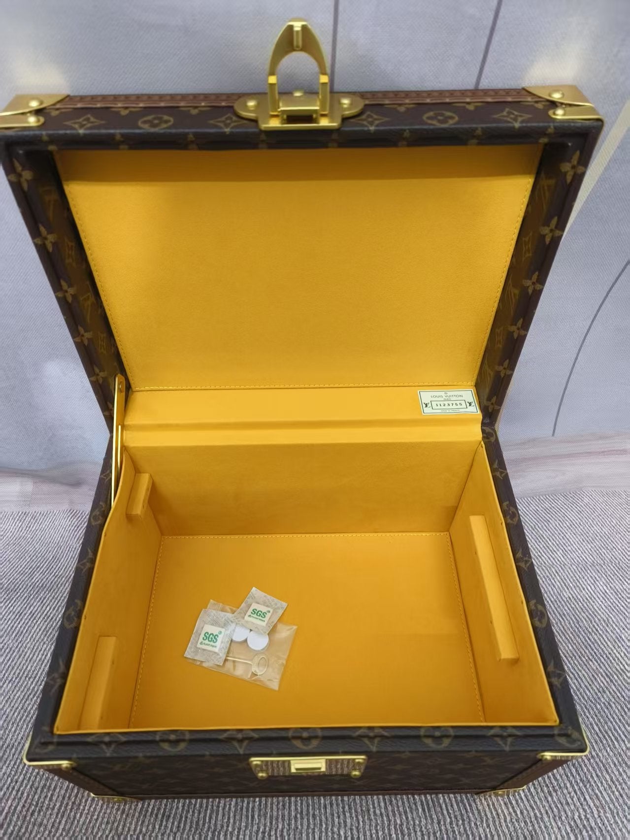 CUSTOM LV ACCESSORIES BOX