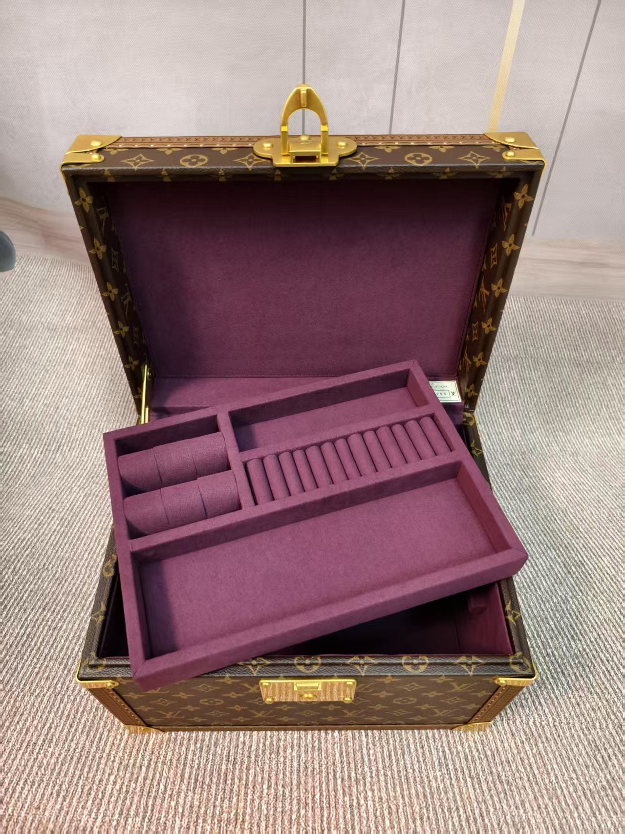 CUSTOM LV ACCESSORIES BOX