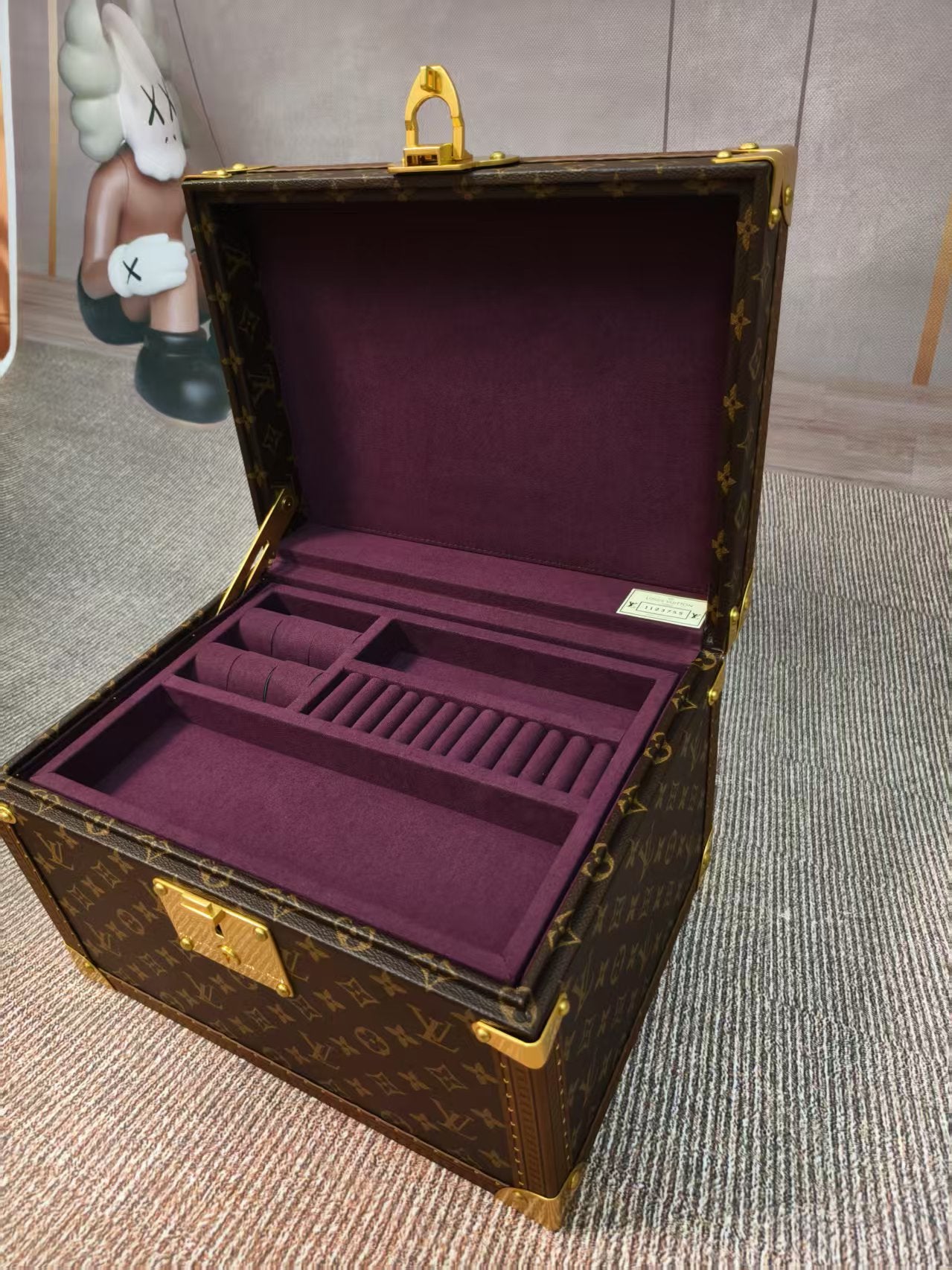 CUSTOM LV ACCESSORIES BOX