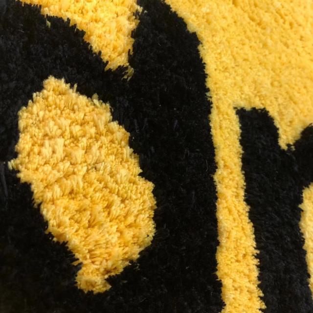 DREW HOUSE SMILEY RUG - THE PENTHOUSE THEORY Drew House
