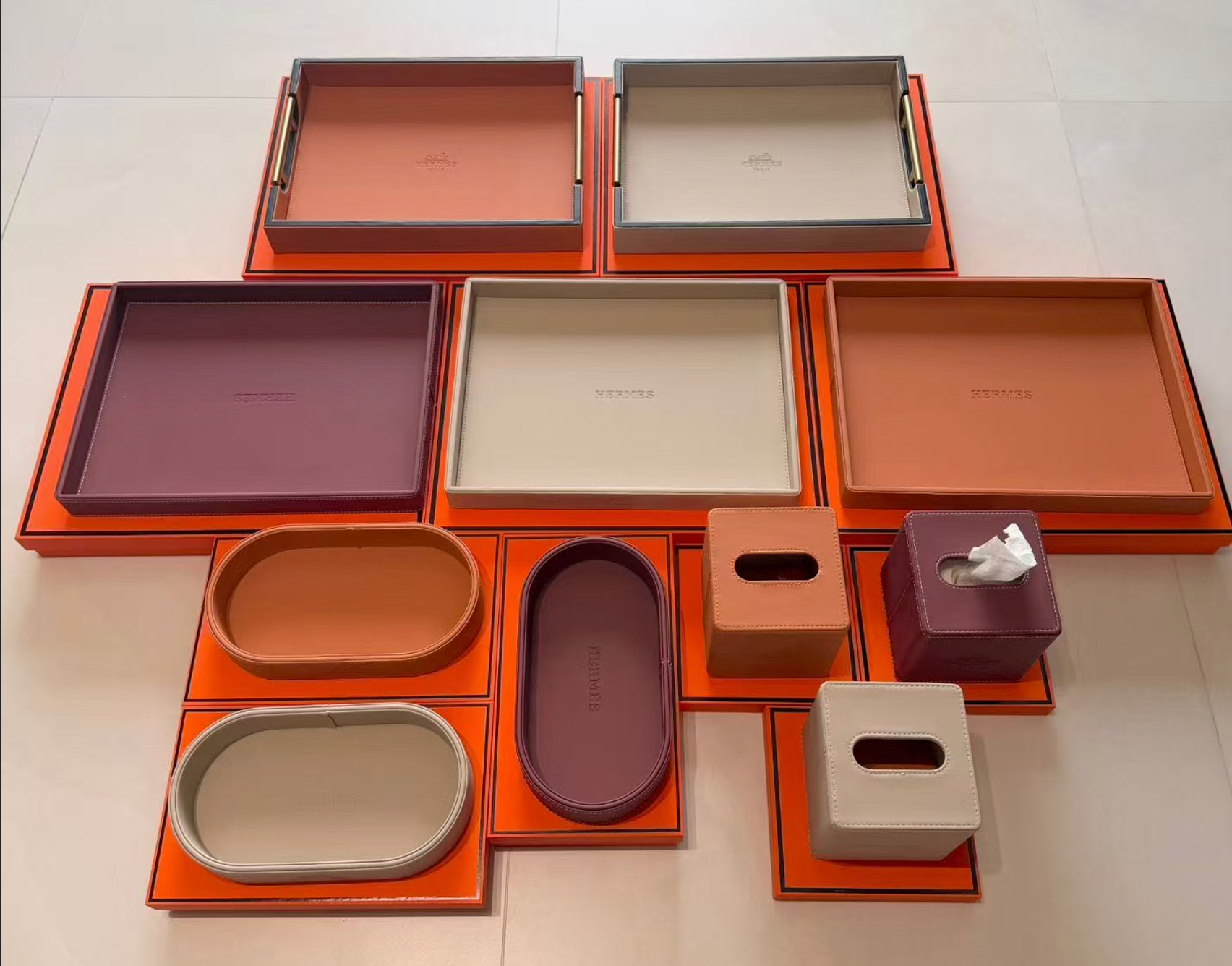 HERMES LEATHER TRAY – THE VAULT CHAMBER™