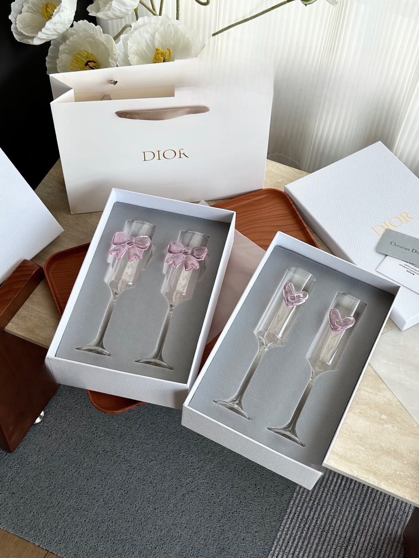 CHRISTIAN CHAMPAGNE GLASS SET 2.0