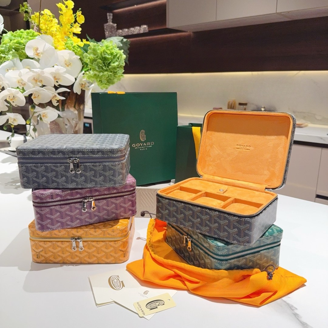 GOYARD VANITY CASE