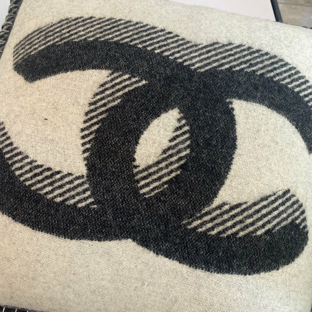 COCO WOOL THROW PILLOW 2.0