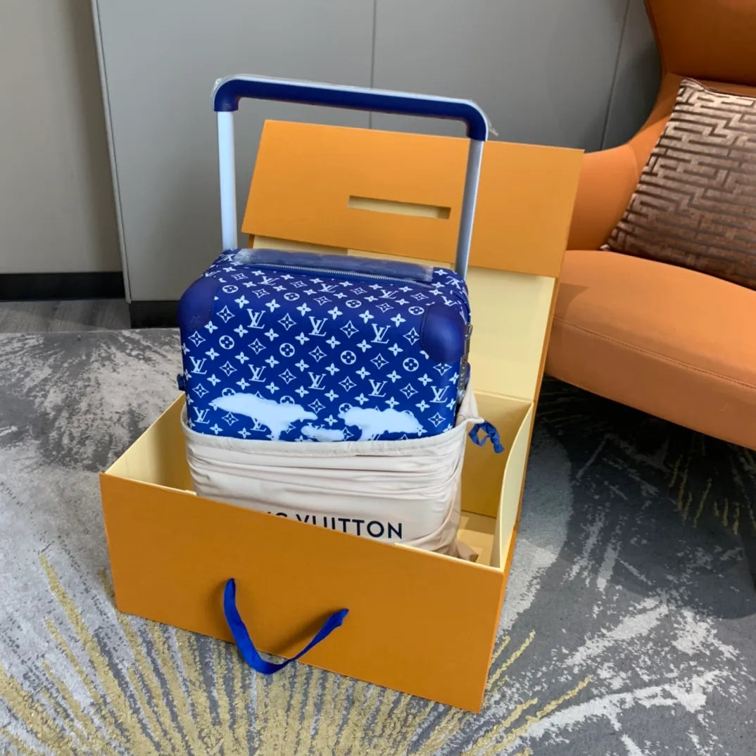 CUSTOM CLOUDS CABIN 37L HORIZON 55 SUITCASE